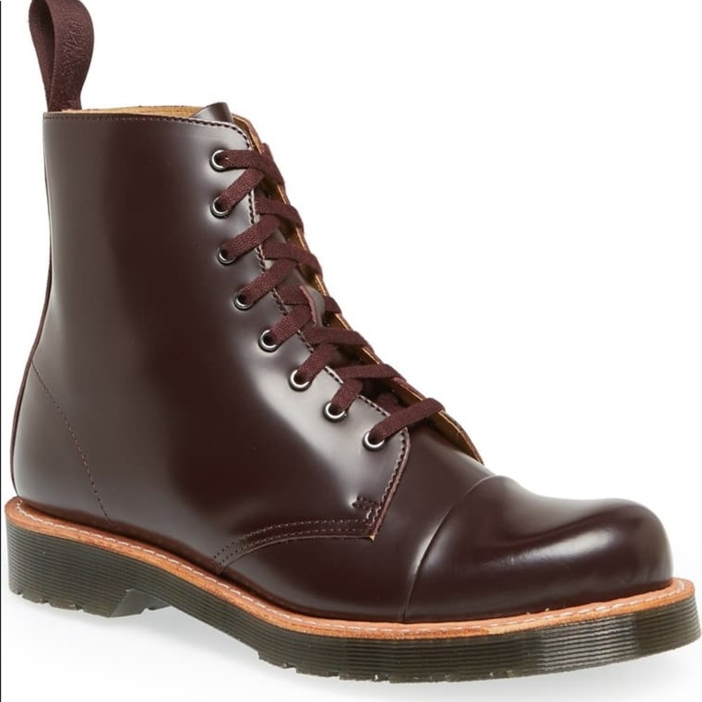 Dr. Martens Charlton Boot